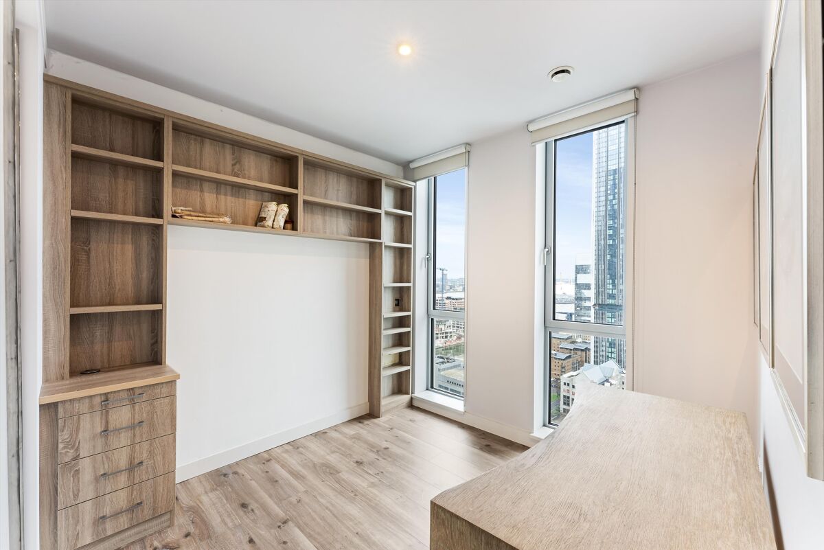 flat to rent in Pan Peninsula East, 3 Pan Peninsula Square, London, E14 CWQ012327450 Knight