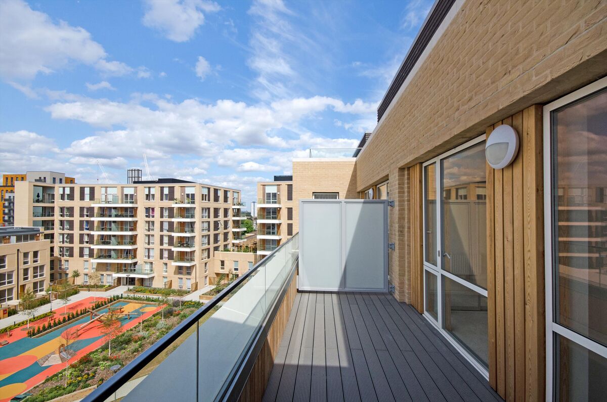 flat to rent in Eddington Court, 1 Silvertown Square, Canning Town