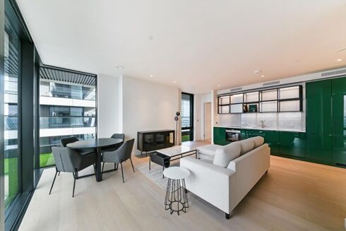 Picture of 2 bedroom flat for rent.