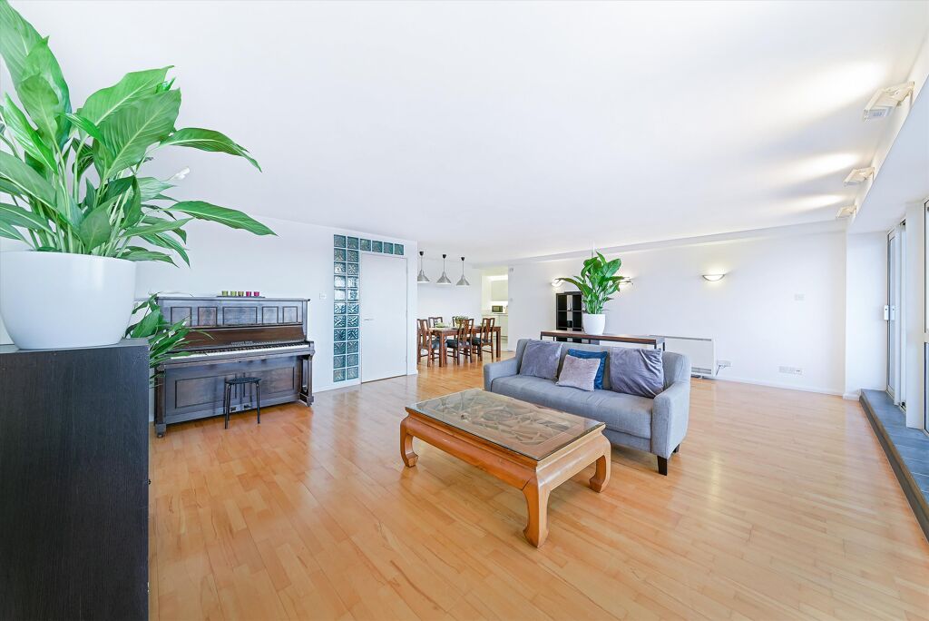 Image of Arnhem Wharf, Arnhem Place, London, E14