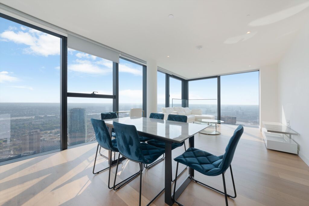 Image of Hampton Tower, Marsh Wall, London, E14.