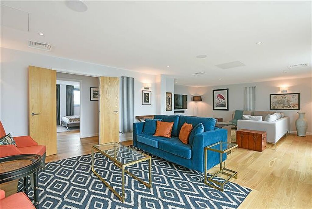 Image of Millharbour, London, E14.