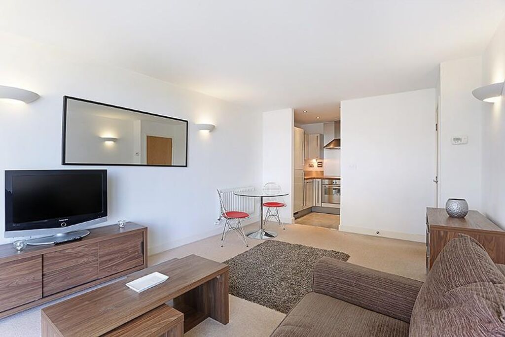 Image of Elektron Tower, Blackwall Way, Nr Canary Wharf, London, E14