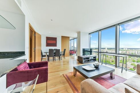 Picture of 2 bedroom flat for rent.