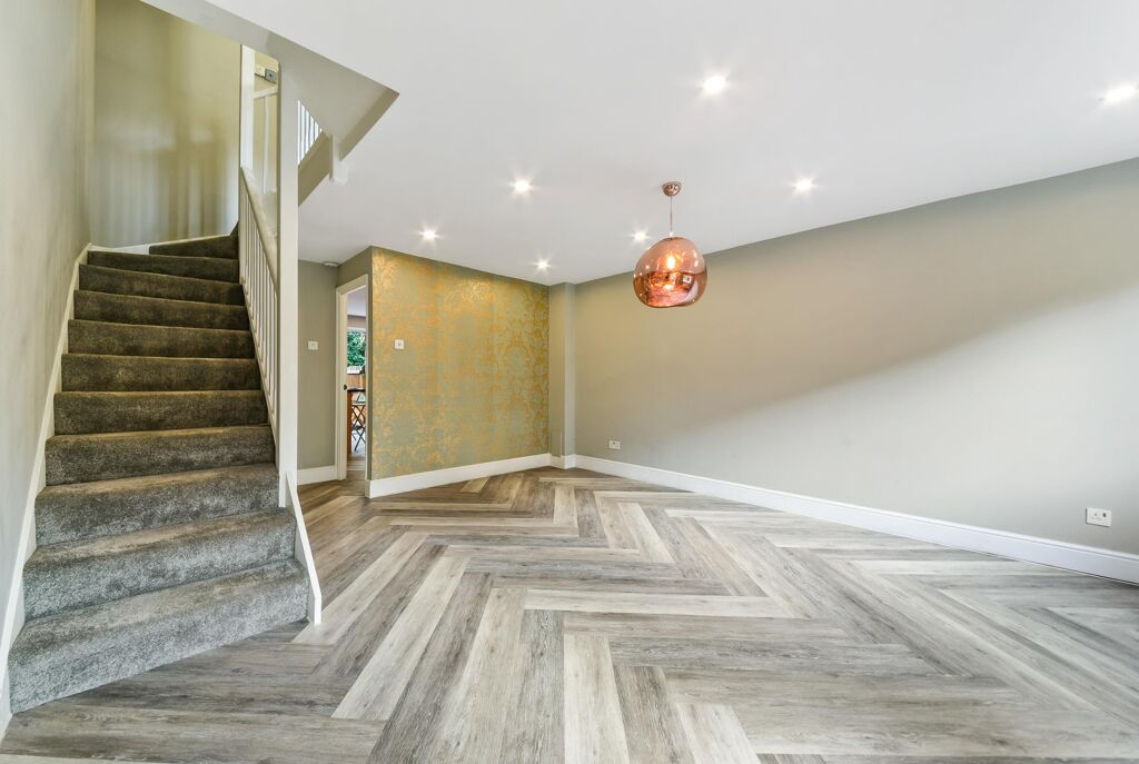 Image of Ferguson Close, Nr Canary Wharf, London, E14