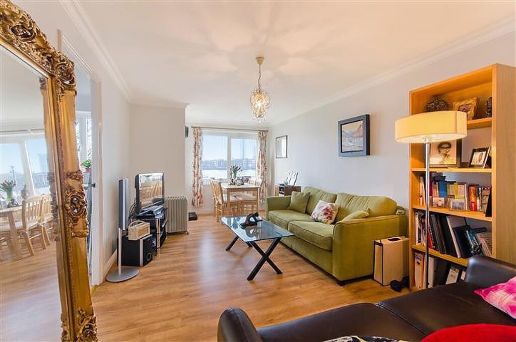 Image of Ferguson Close, London, E14