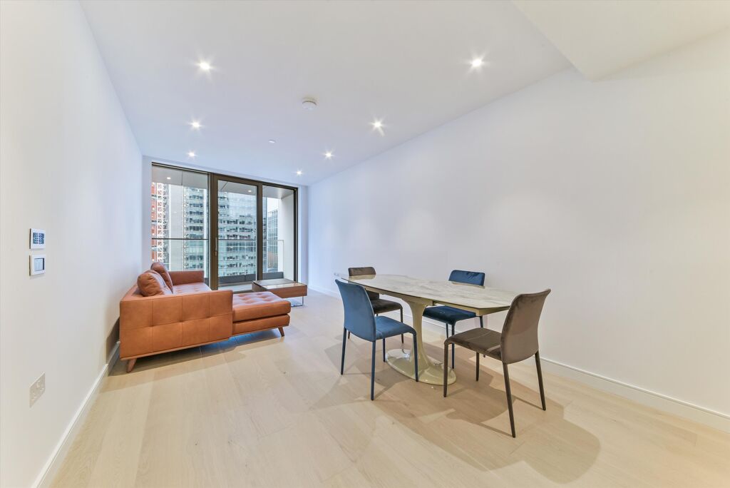Image of 10 Park Drive, Canary Wharf, London, E14