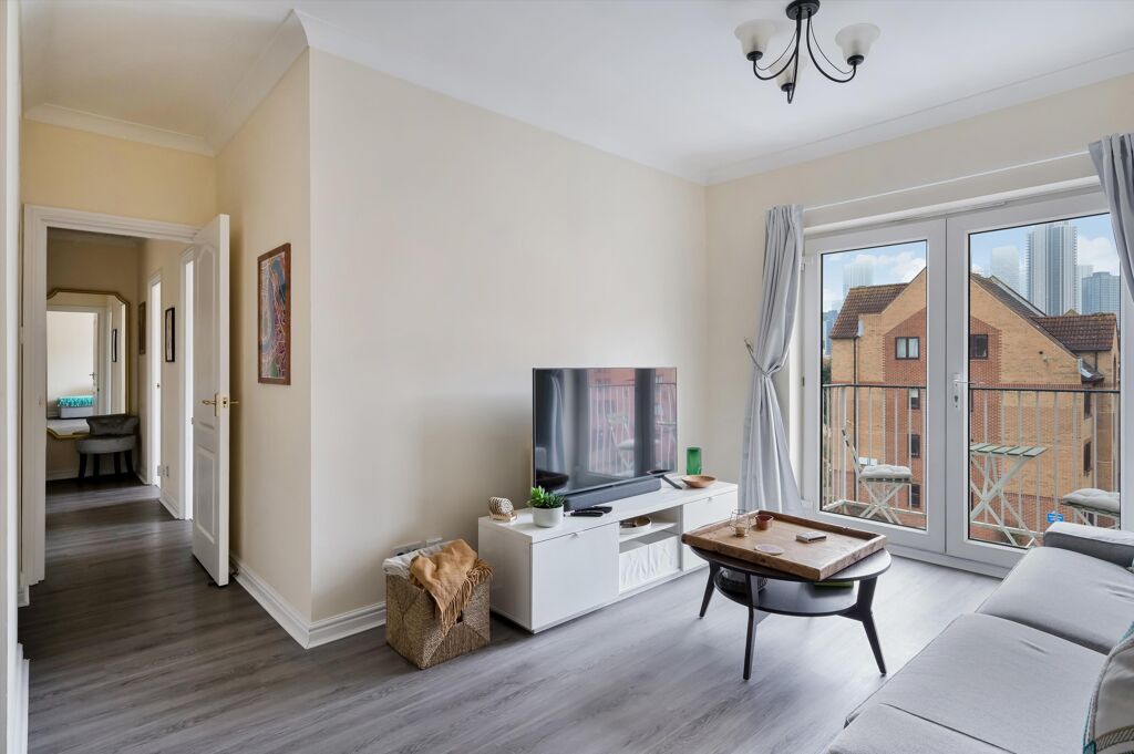 Image of Cadnam Lodge, Schooner Close, London, E14.
