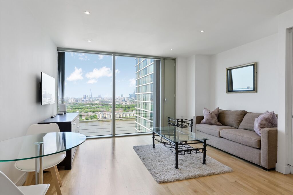 Image of Landmark East, Marsh Wall, Nr Canary Wharf, London, E14