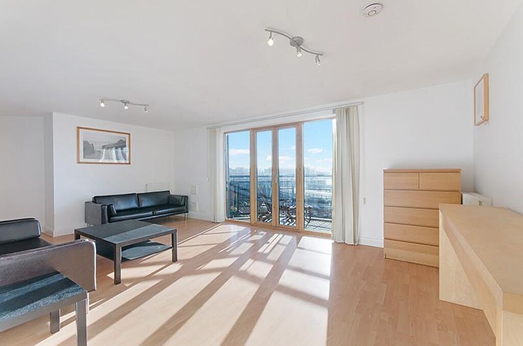 Image of Western Beach Apartments, Hanover Avenue, Royal Docks, London, E16.