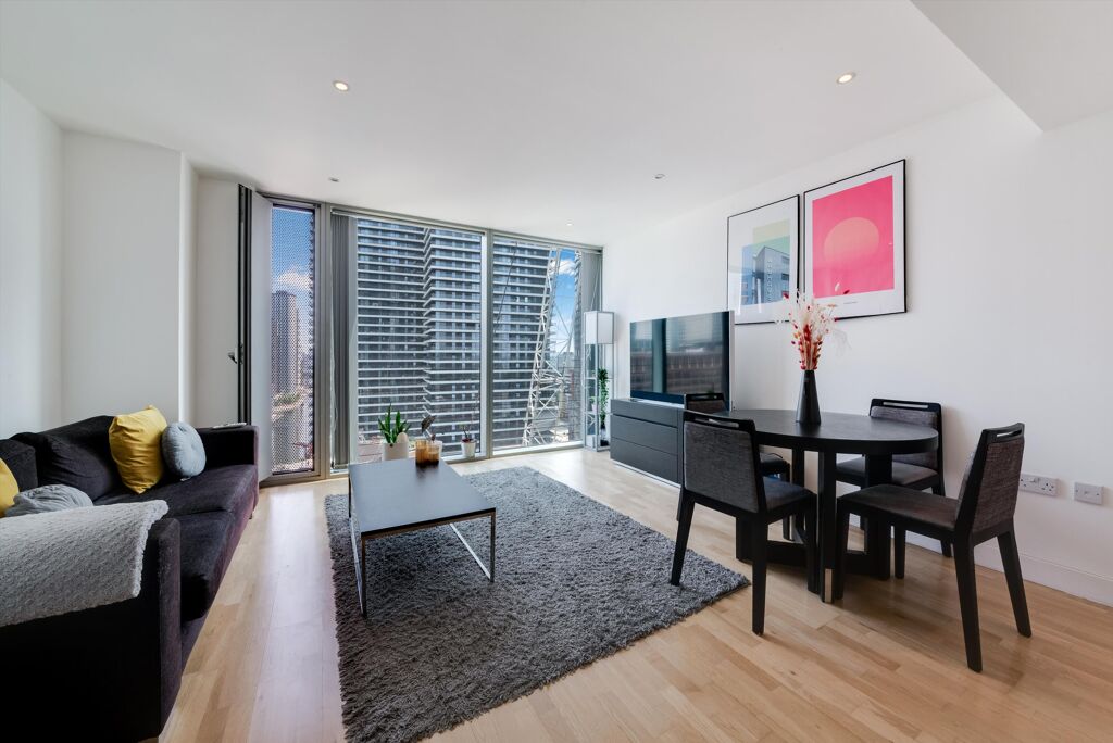 Image of Marsh Wall, Nr Canary Wharf, London, E14
