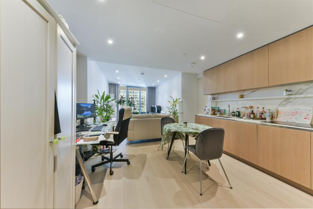 Image of 10 Park Drive, London, Canary Wharf, E14.