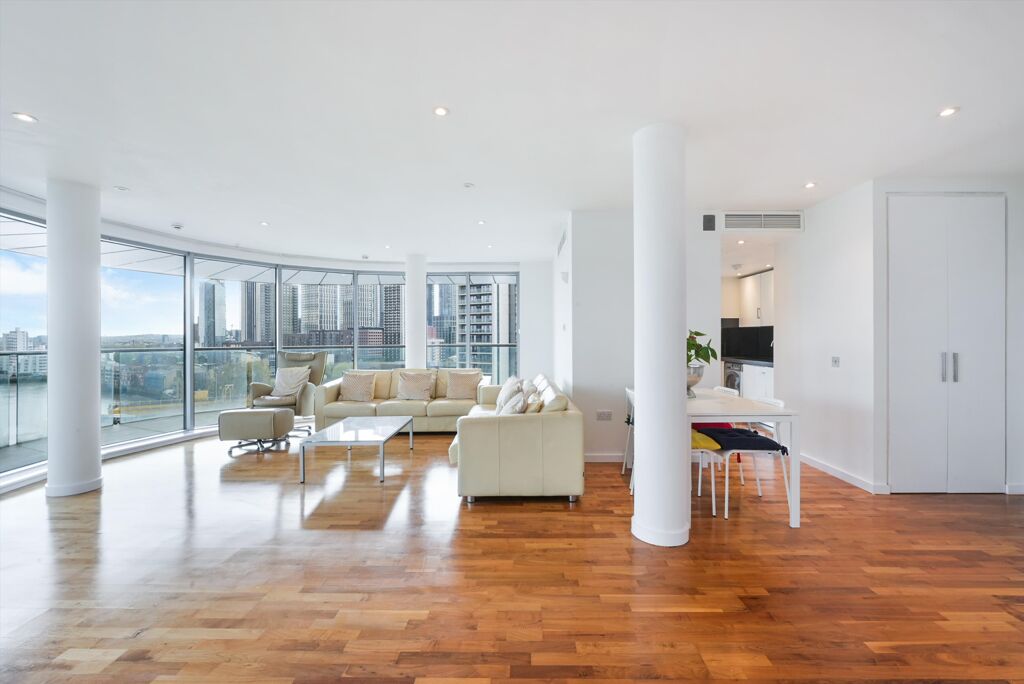 Image of New Providence Wharf, Fairmont Avenue,  London, E14