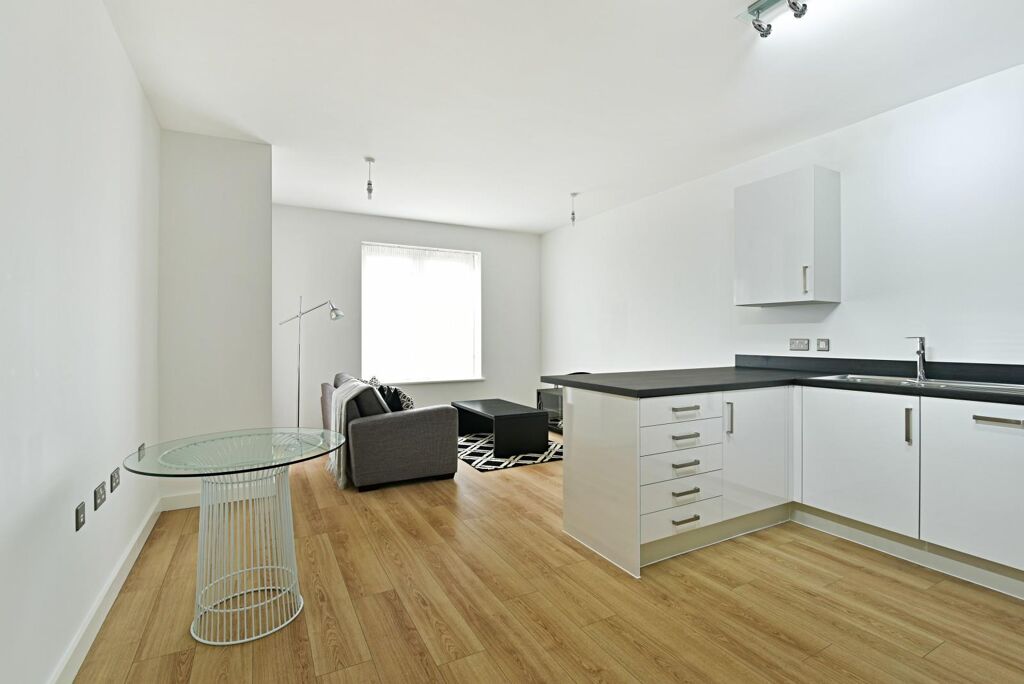 Image of Eddington Court, Silvertown Square, Canning Town, London, E16