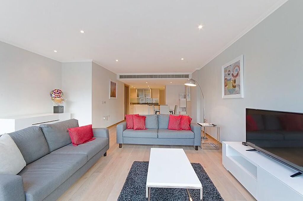 Image of No 1 West India Quay, Hertsmere Road, London, E14