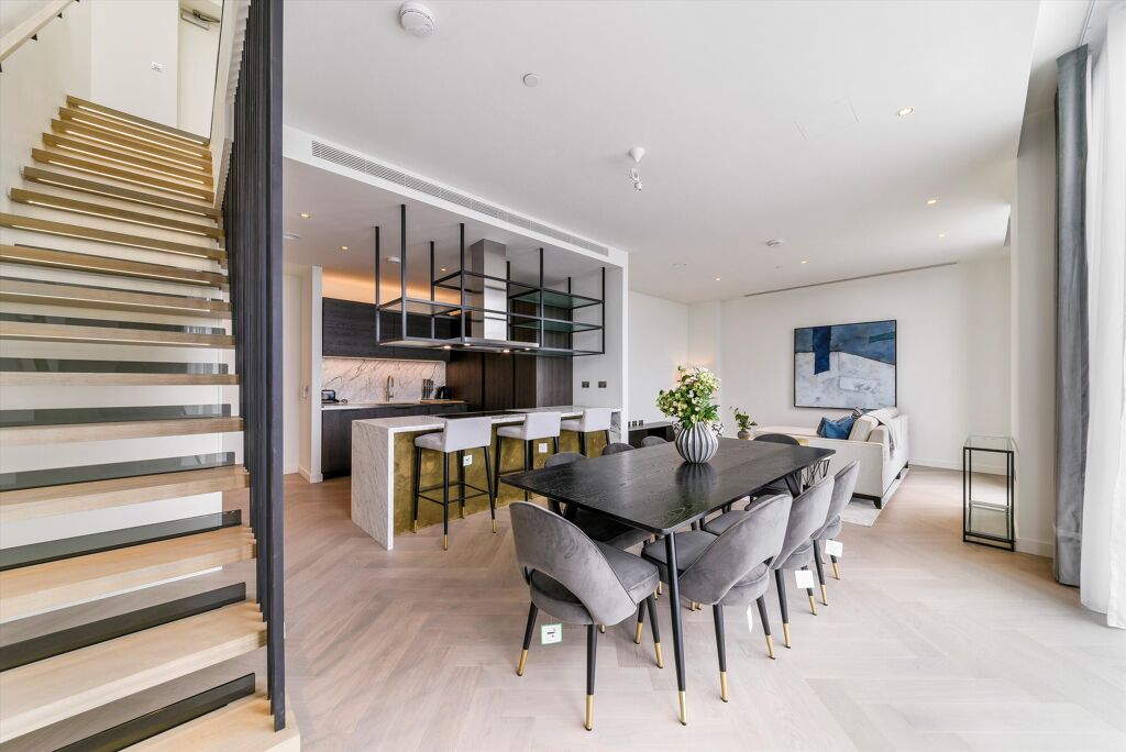 Image of Wards Place, London, E14