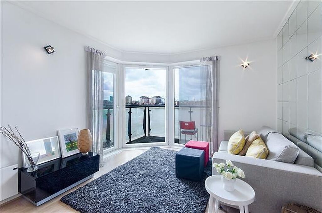 Image of Seacon Tower, Hutchings Street, London, E14