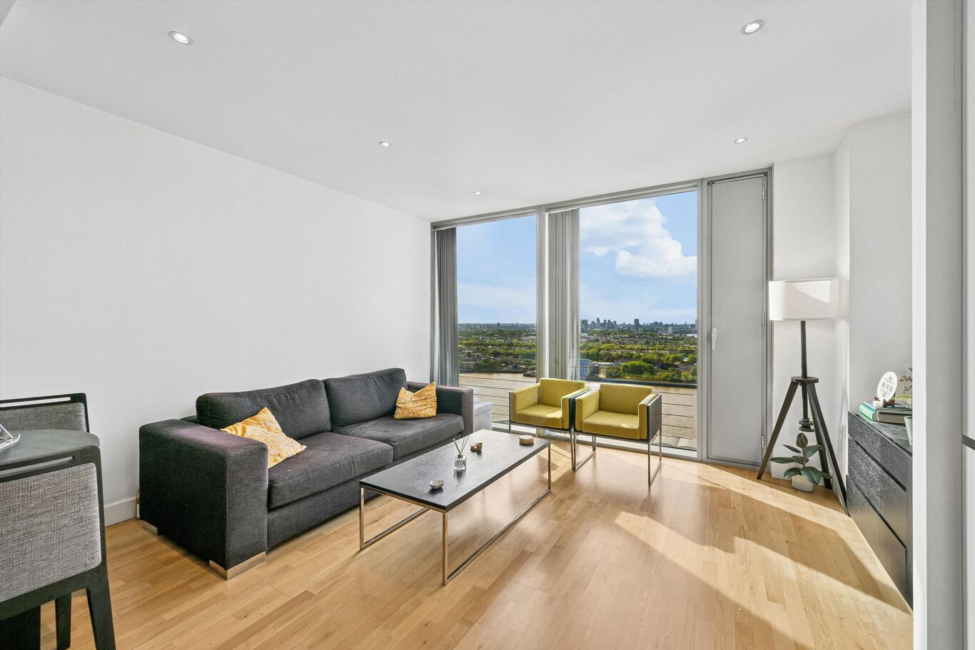 Image of Landmark East Tower, Marsh Wall, London E14