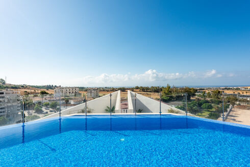 Picture of 4 bedroom apartment for sale.