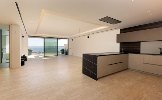 Picture of 2 bedroom apartment for sale.