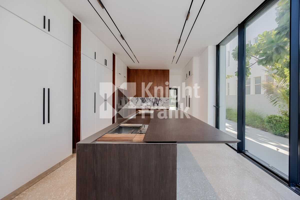 villa for sale in Sector P, Sector P, Emirates Hills, Dubai