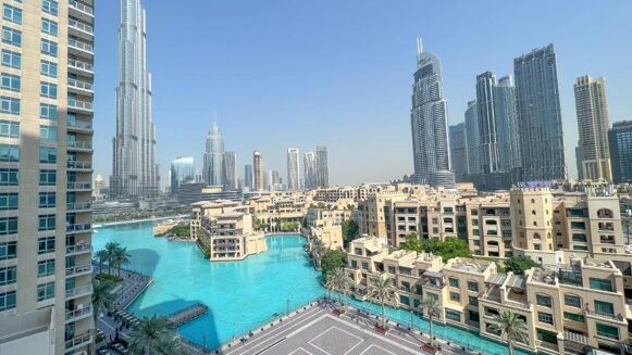 Picture of 3 bedroom apartment for sale.
