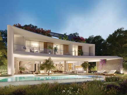 Picture of 6 bedroom villa for sale.