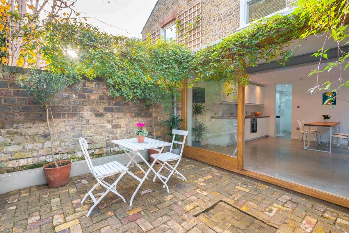 flat for sale in Peckham Rye, Peckham London SE15 DUL012001863