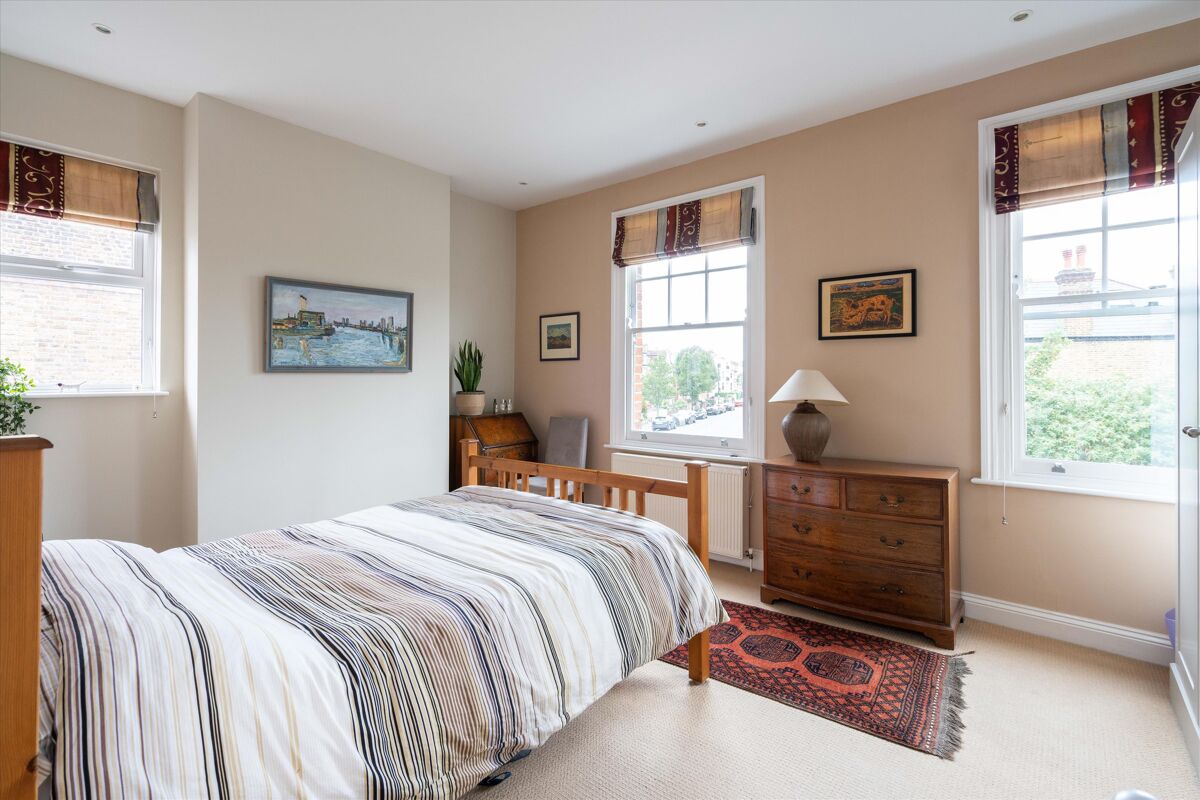 house for sale in Tritton Road, West Dulwich London SE21 DUL012005304