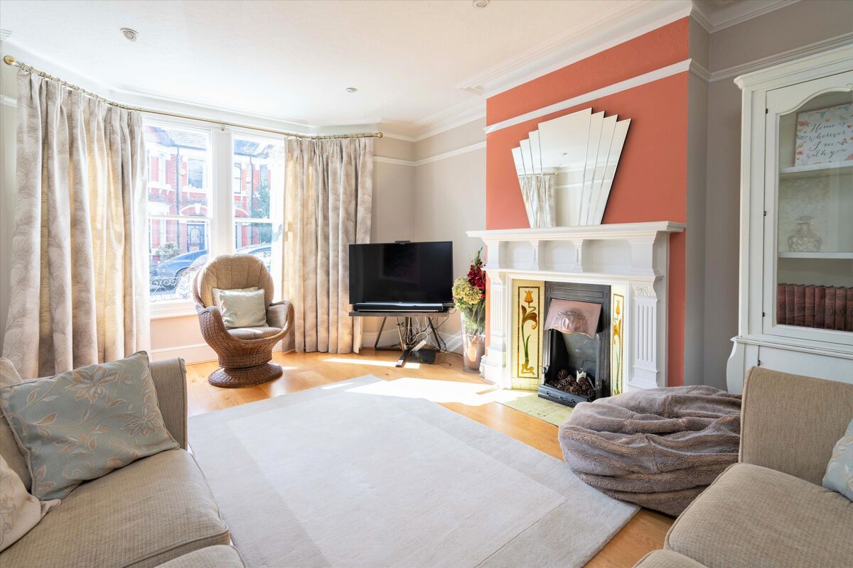 house for sale in Danecroft Road, North Dulwich London SE24 ...