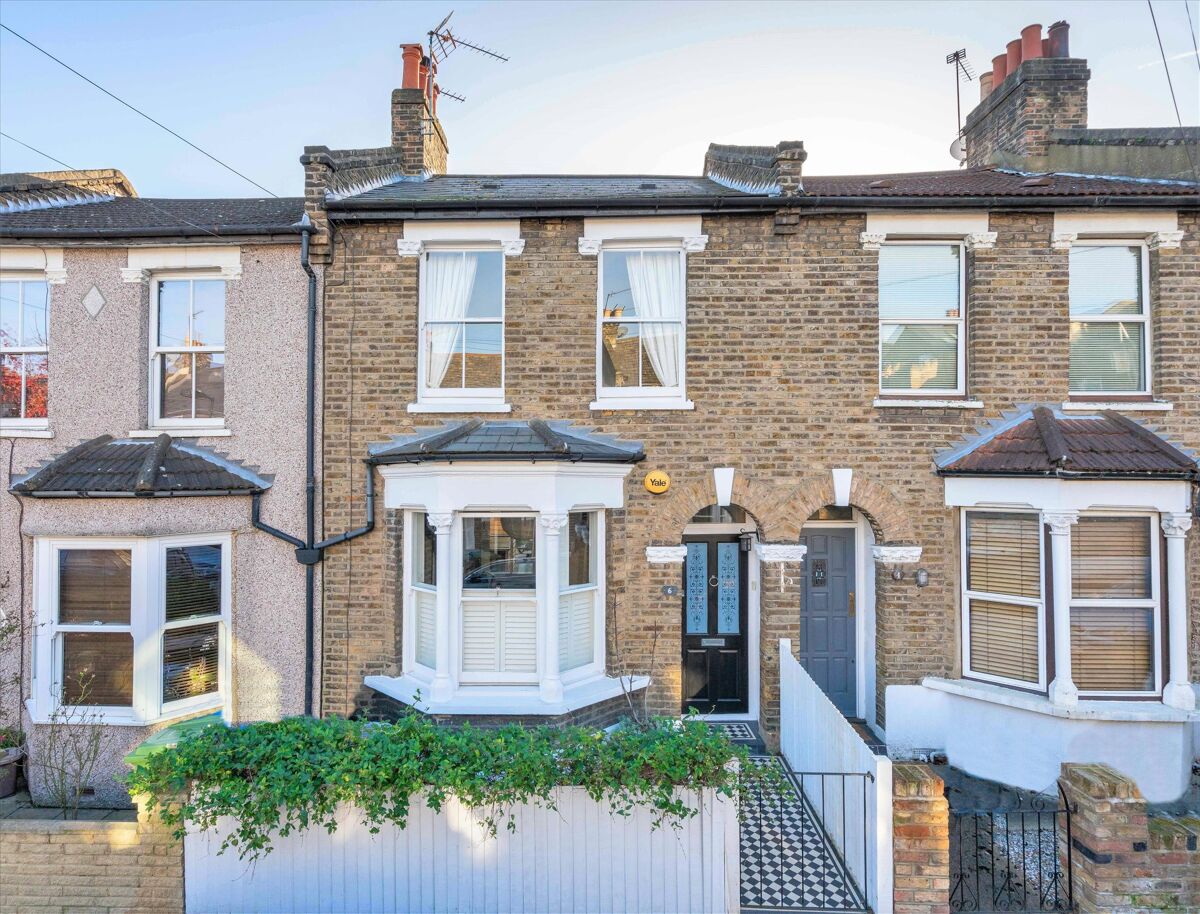 house for sale in Landells Road, East Dulwich London SE22