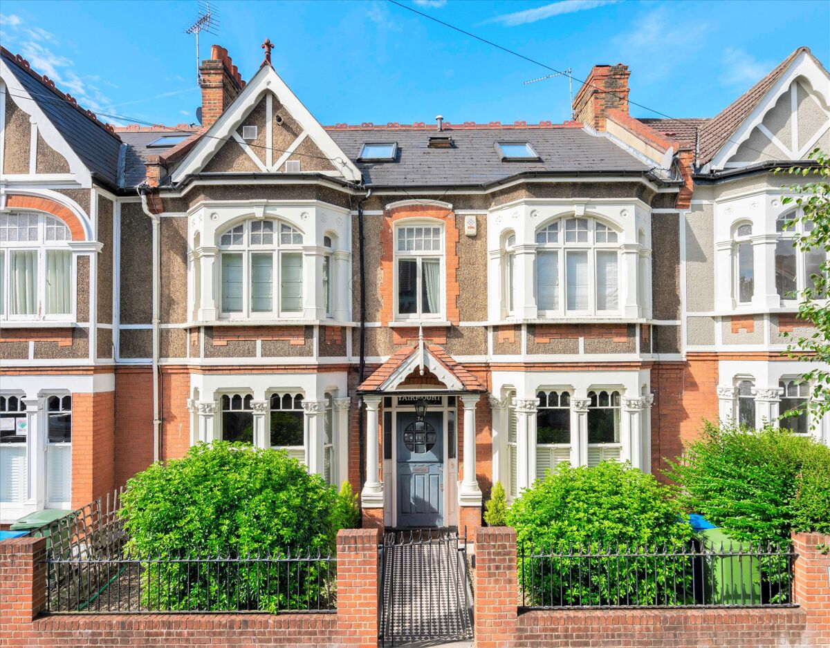 house for sale in Holmdene Avenue, North Dulwich London SE24