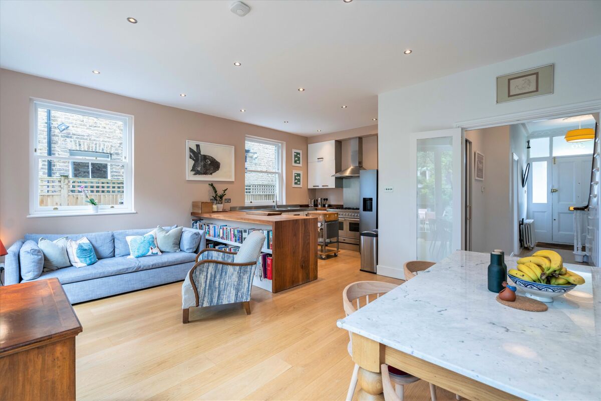 house for sale in Elsie Road, East Dulwich, London, SE22 DUL012099694