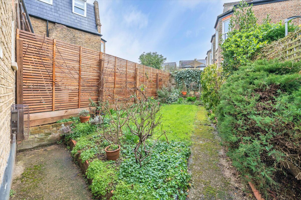 house for sale in Elmwood Road, North Dulwich, London, SE24