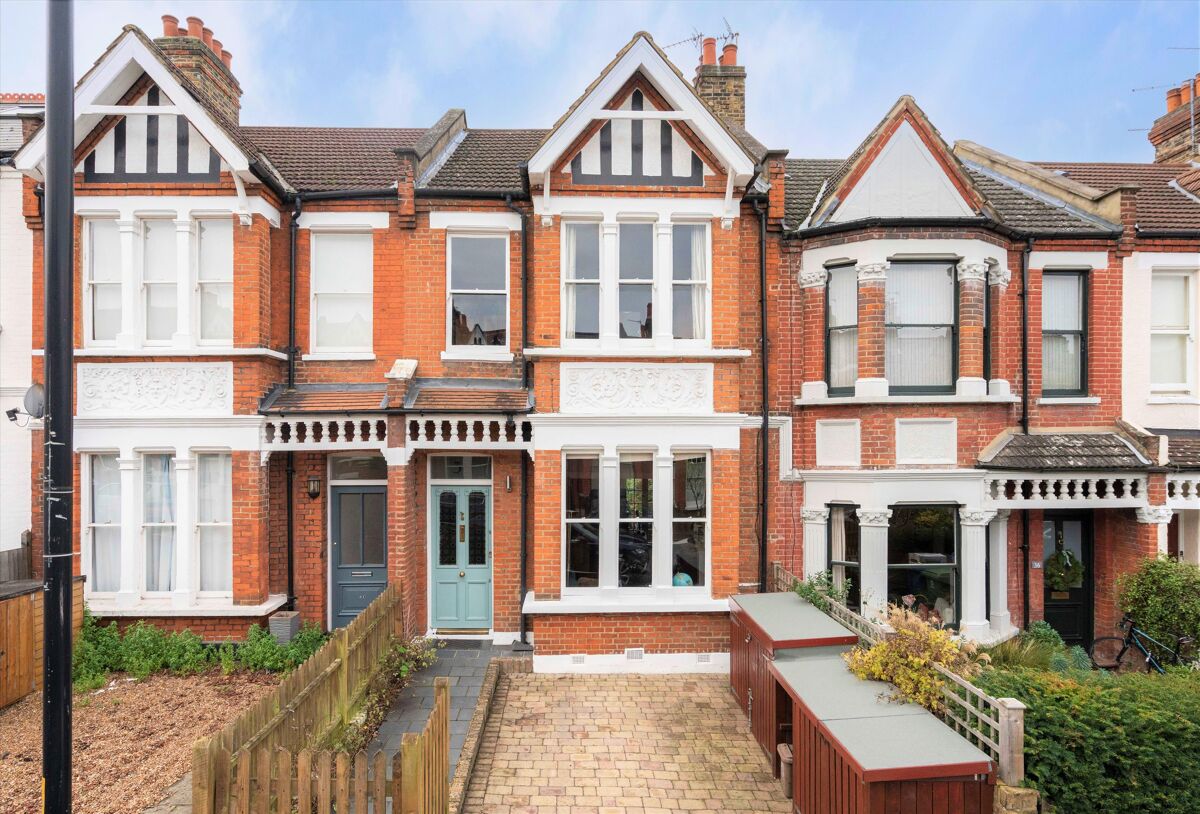 house for sale in Beauval Road, Dulwich Village, London, SE22