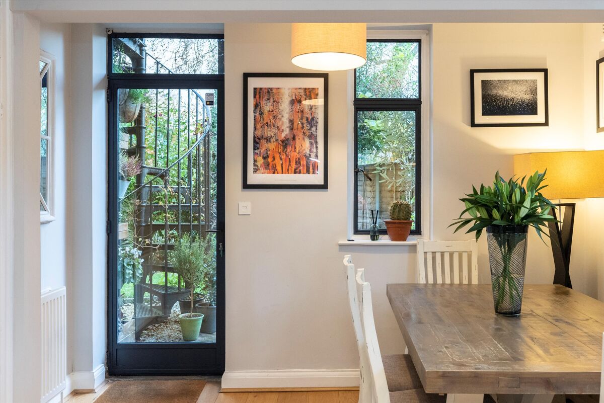 flat for sale in Brixton Water Lane, Brixton, London, SW2