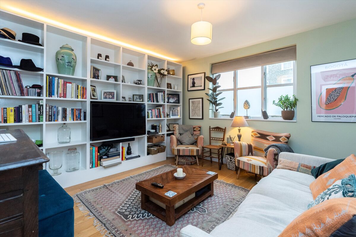 flat for sale in Brixton Water Lane, Brixton, London, SW2