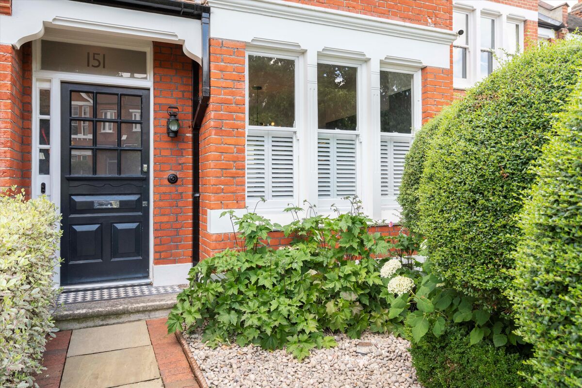 house for sale in Woodwarde Road, Dulwich Village, London, SE22