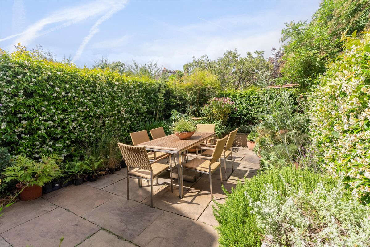 house for sale in Beauval Road, Dulwich Village, London, SE22