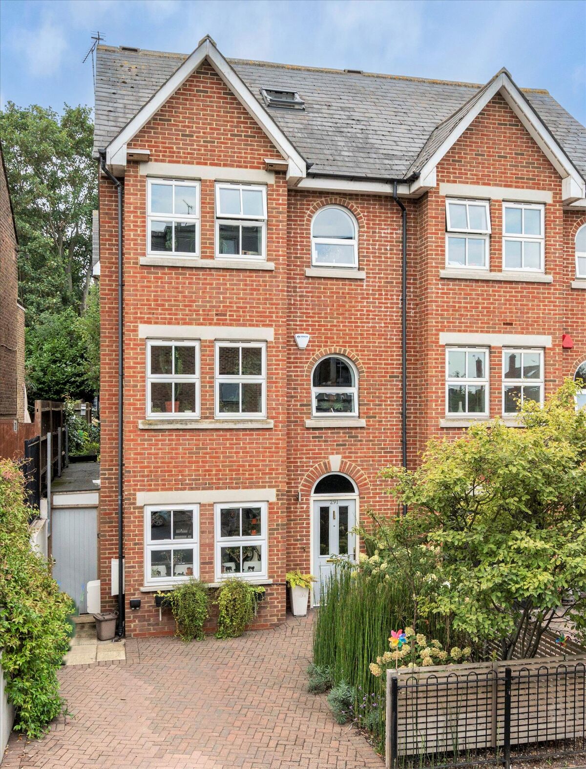 house for sale in Underhill Road, East Dulwich, London, SE22 DUL012205444 Knight Frank