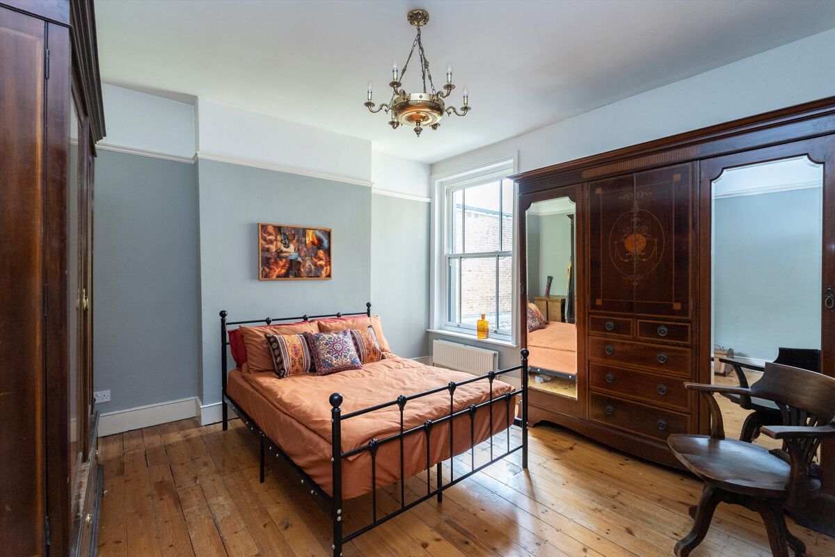 house for sale in Underhill Road, East Dulwich, London, SE22