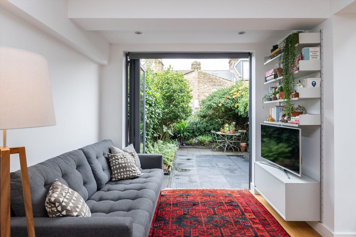 flat for sale in Kemerton Road, Herne Hill, London, SE5 DUL012232133
