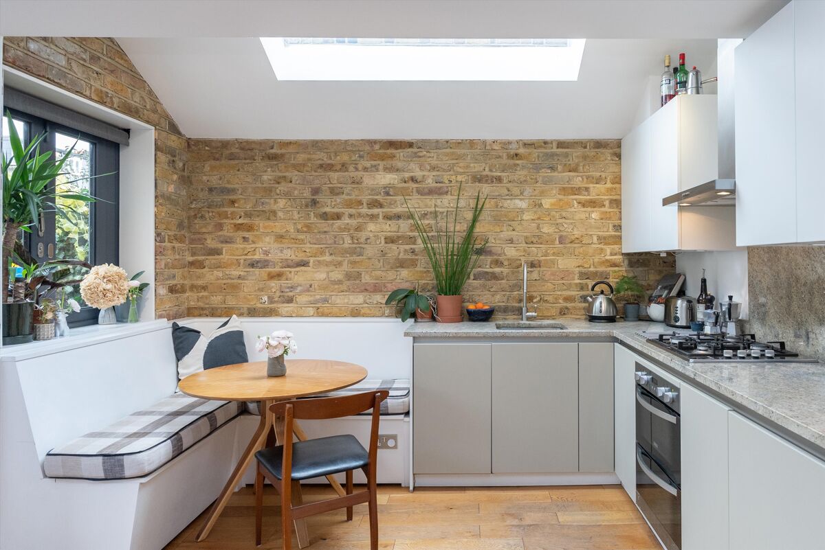 flat for sale in Kemerton Road, Herne Hill, London, SE5 DUL012232133