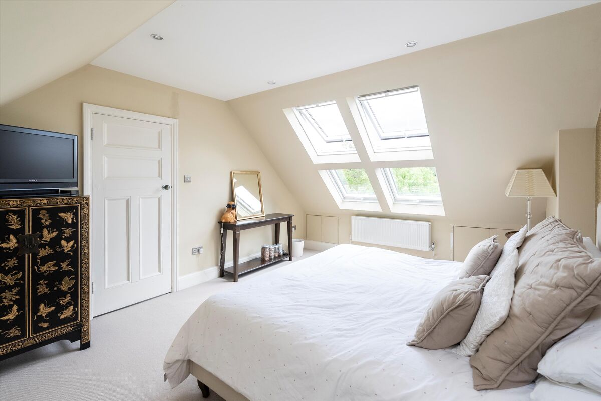 house for sale in Dovercourt Road, Dulwich Village, London, SE22