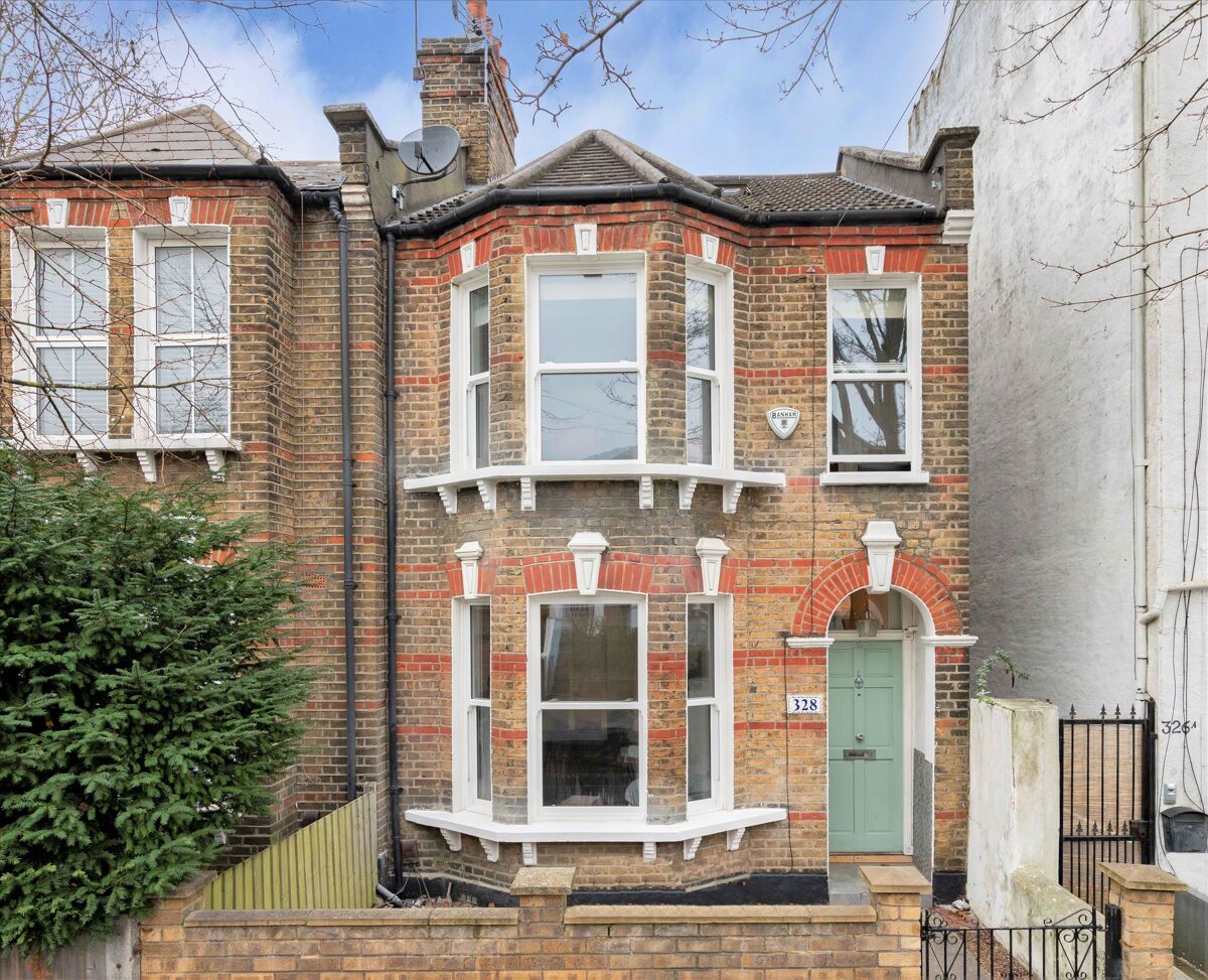house for sale in Crystal Palace Road, East Dulwich, London, SE22 DUL012237055 Knight Frank