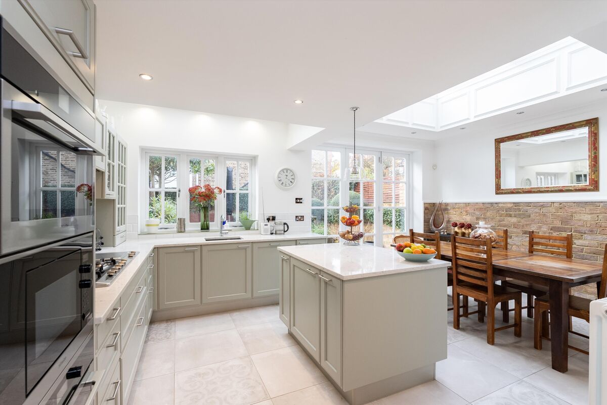 house for sale in Glengarry Road, East Dulwich, London, SE22