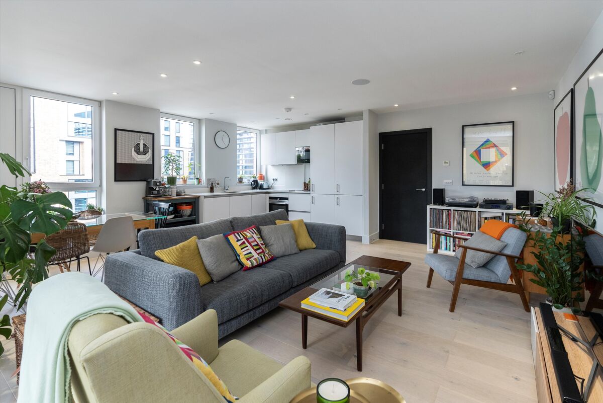 flat for sale in Peckham Road, Camberwell, London, SE5 DUL012287970