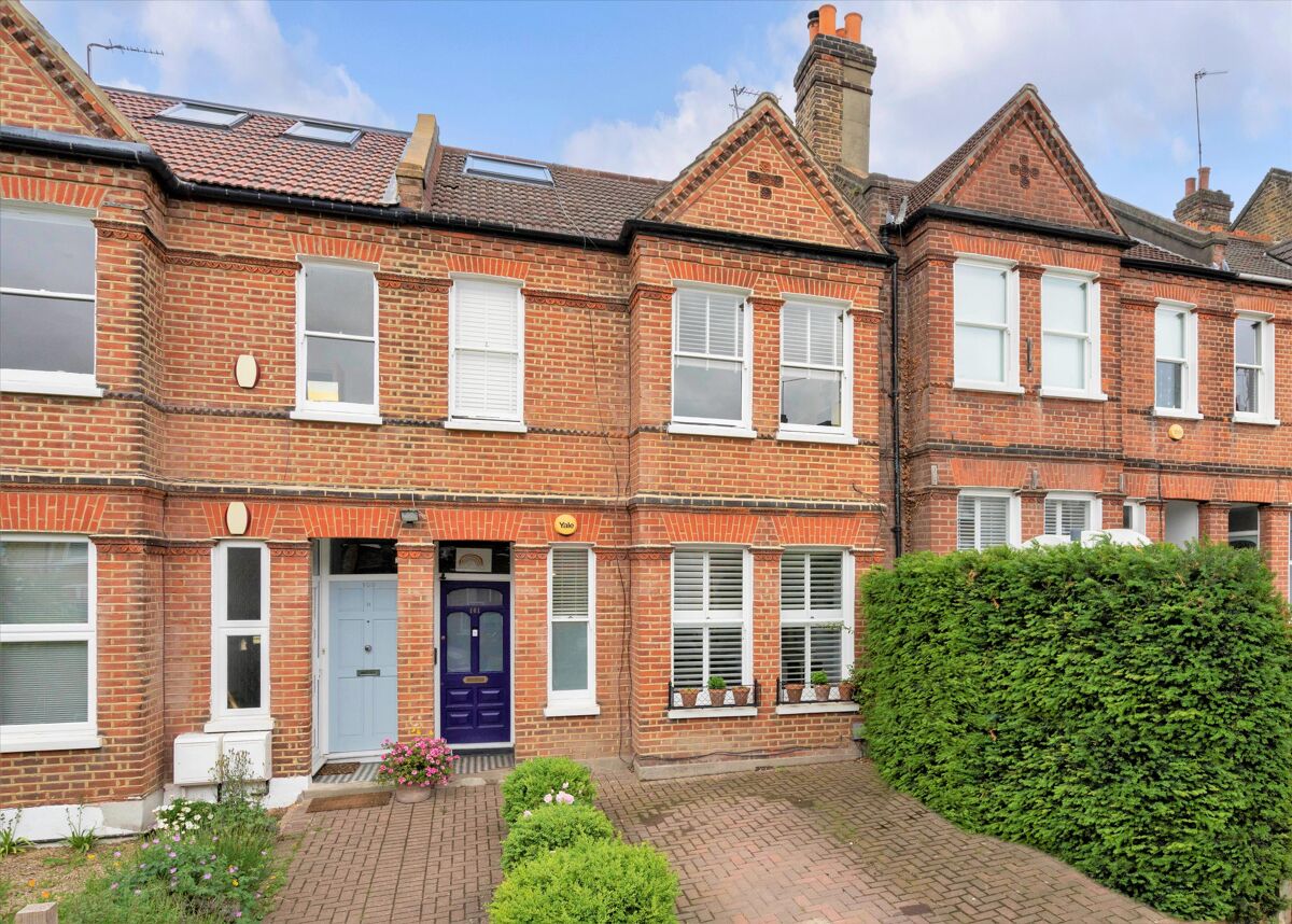 apartment for sale in Dunstans Road, East Dulwich, London, SE22