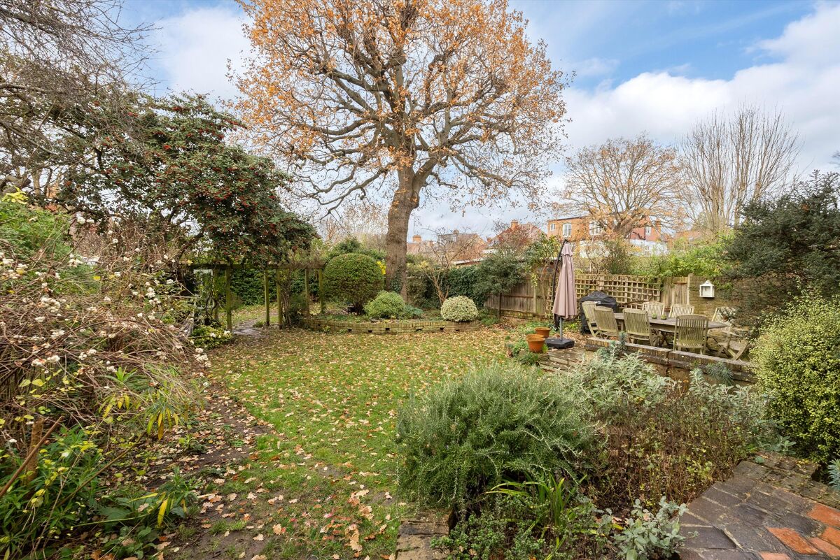 house for sale in Mundania Road, East Dulwich, London, SE22