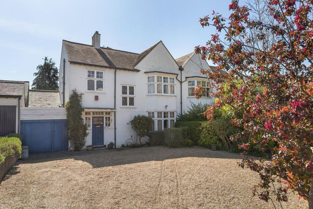 Image of Court Lane, Dulwich Village, SE21